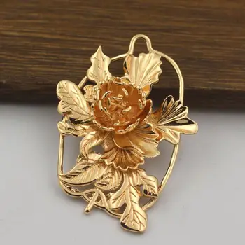 10pcs Mosadz Liatinová 3D Lotosový Kvet Leaf Prívesok Charms Vysokej Kvality Zlato Strieborná Farba DIY Brošňa Šperky Remesiel Príslušenstvo