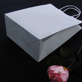 30PCS/veľa, biela papierová darčeková taška Festival Papier taška s držadlami Módne látkové tašky Vynikajúcu Kvalitu 27*21*11 cm