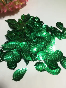 50g/veľa Leaf Flitrami 13*24 mm PVC Šitie DIY Odev, Príslušenstvo Lístie S 2 Otvormi Zelená Konfetami
