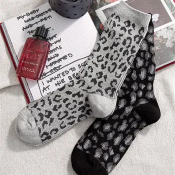 Caramella Leopard Vytlačené Bavlna Ženy Ponožky Iny Streetwear Lumbálna Dievča Stredná Dĺžka Útulný Ponožky Chaussette Femme Veľkosť 35-40