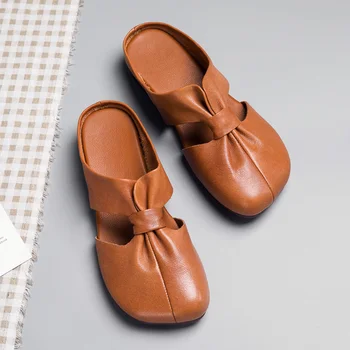 Na jar a v lete nové kožené papuče ženy jednoduché mäkké dno cowhide ploché papuče duté ženy sandále bežné dámske topánky