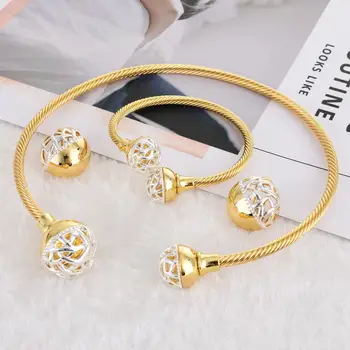Viennois Dubaj Šperky Set Pre Ženy, Pozlátené Geometrické Duté Náramok Chocker Náhrdelník a Stud Náušnice Šperky Set